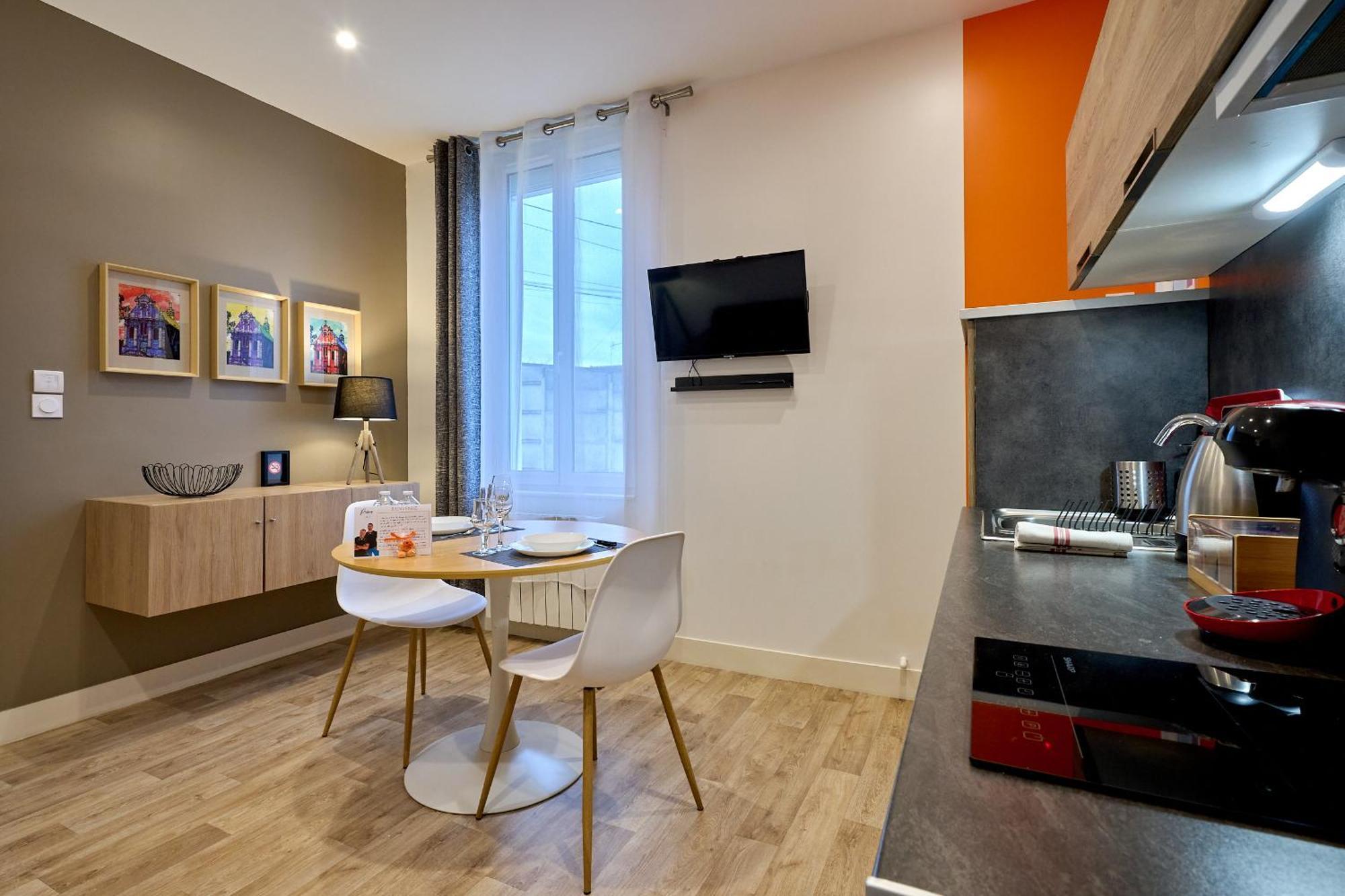 Le Faidherbe Style Appart' Hotel - Wifi Gratuit - Parking Gratuit Calme Et Lumineux Nevers Exteriér fotografie
